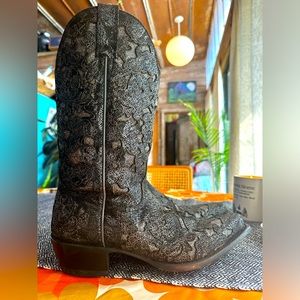 Shyanne Bittersweet Boots - 9 - Black Shimmer Snip Toe Western Boots
